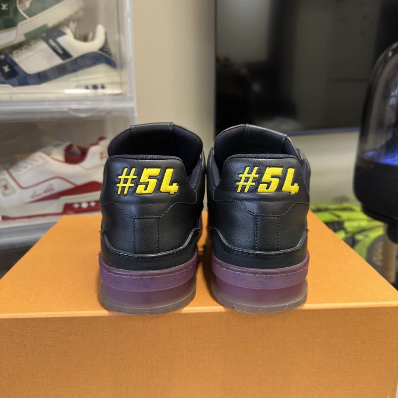 Louis Vuitton Louis Vuitton Trainer Casual Sneakers in Lakers Colorway 0089 Size US 8.5 / EU 41-42 - 3 Thumbnail