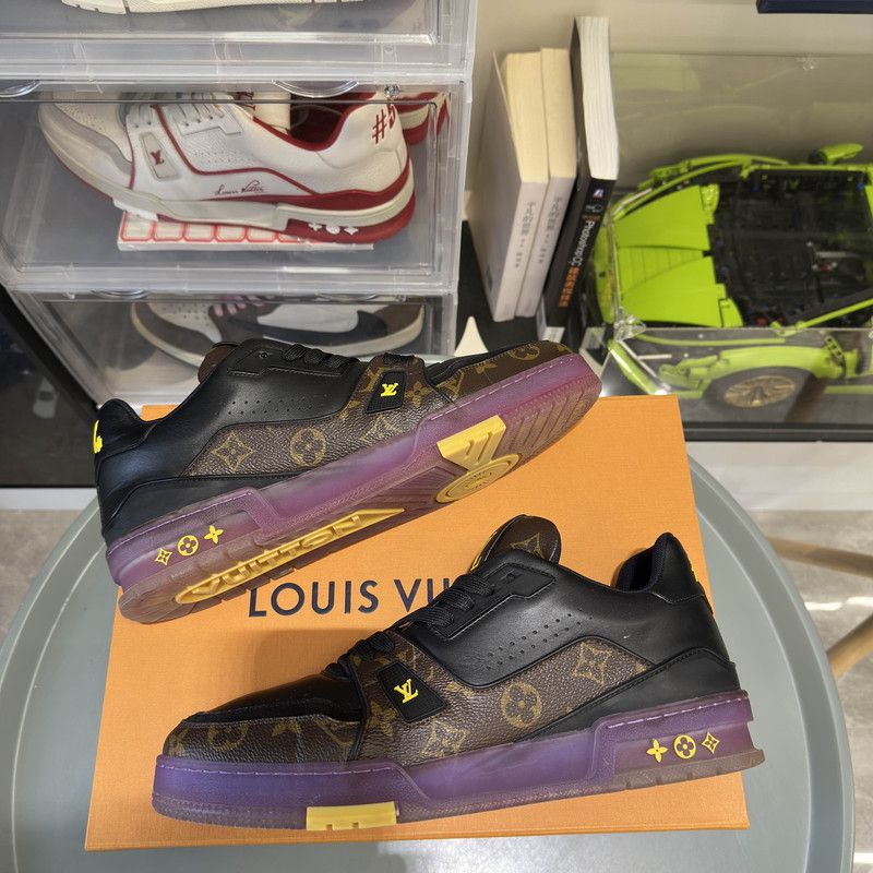 Louis Vuitton Louis Vuitton Trainer Casual Sneakers in Lakers Colorway 0089 Size US 8.5 / EU 41-42 - 8 Thumbnail