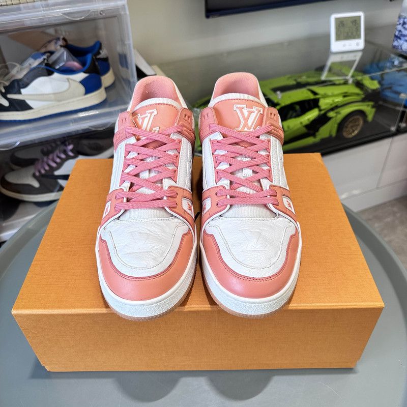 Louis Vuitton Louis Vuitton Trainer Low Leather Sneakers in Peach Pink 0089 Size US 8.5 / EU 41-42 - 2 Thumbnail