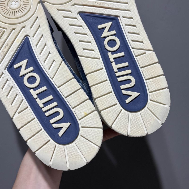 Louis Vuitton Louis Vuitton Trainer Low-Top Sneakers for Men and Women 0089 Size US 9.5 / EU 42-43 - 7 Thumbnail