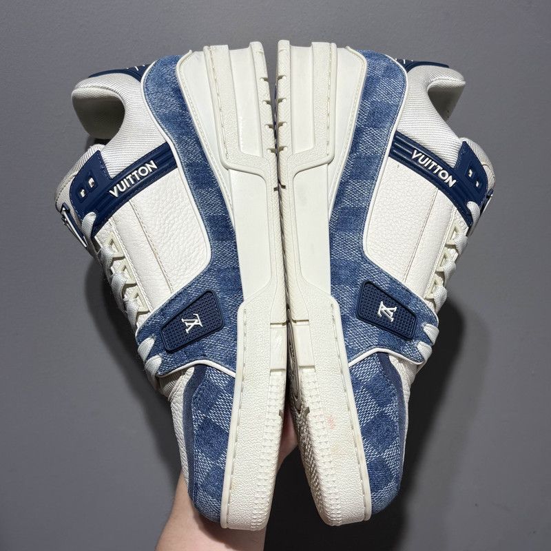 Louis Vuitton Louis Vuitton Trainer Low-Top Sneakers for Men and Women 0089 Size US 9.5 / EU 42-43 - 9 Thumbnail