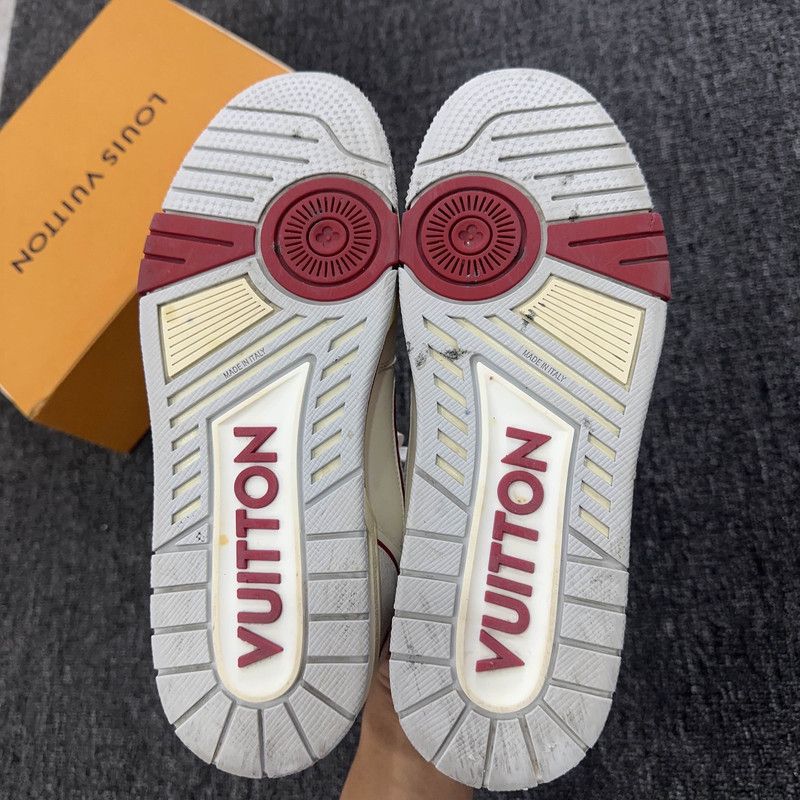Louis Vuitton Louis Vuitton White and Red Trainer Sneakers 0089 Size US 8 / EU 41 - 4 Thumbnail