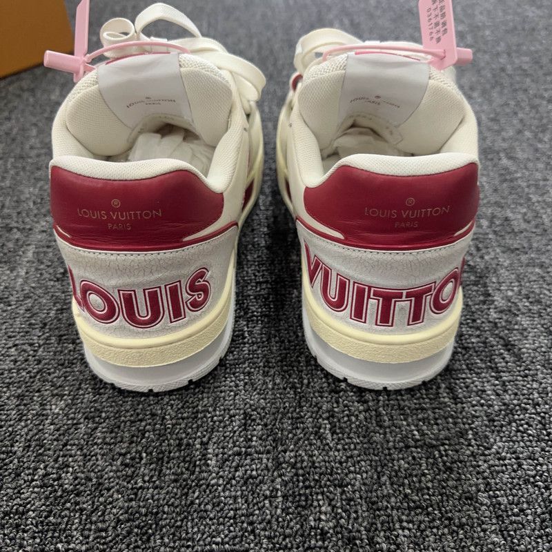 Louis Vuitton Louis Vuitton White and Red Trainer Sneakers 0089 Size US 8 / EU 41 - 3 Thumbnail