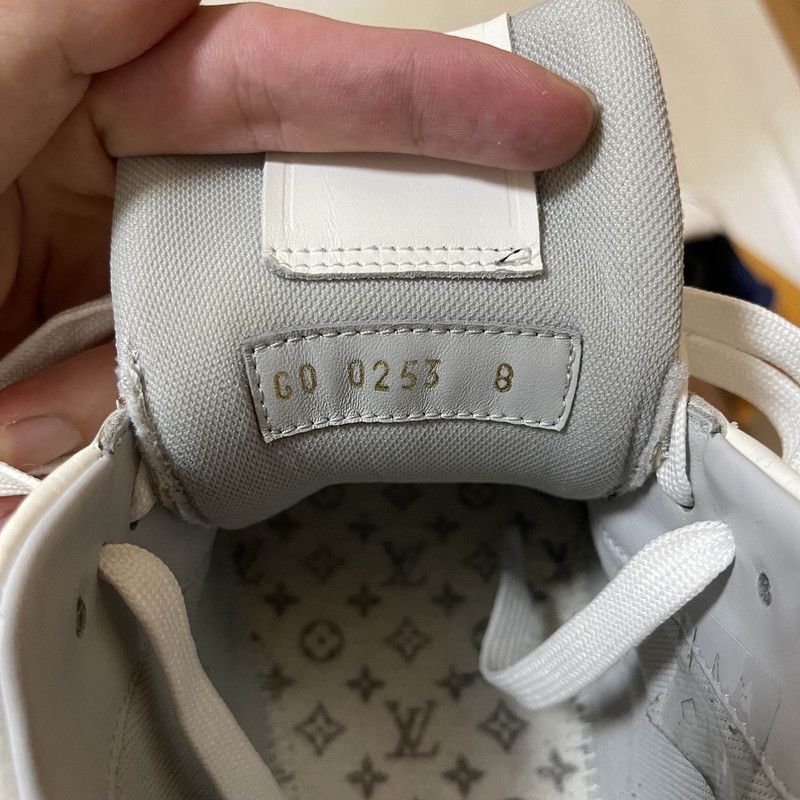 Louis Vuitton Louis Vuitton White Cement Low Top Fashion Sneakers 0089 Size US 9 / EU 42 - 5 Thumbnail