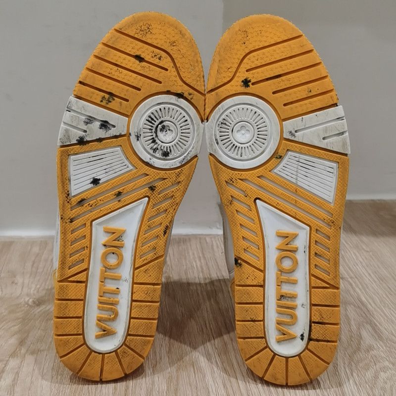 Louis Vuitton Louis Vuitton Low-top Fashion Sneakers in White and Yellow 0089 Size US 8 / EU 41 - 4 Thumbnail