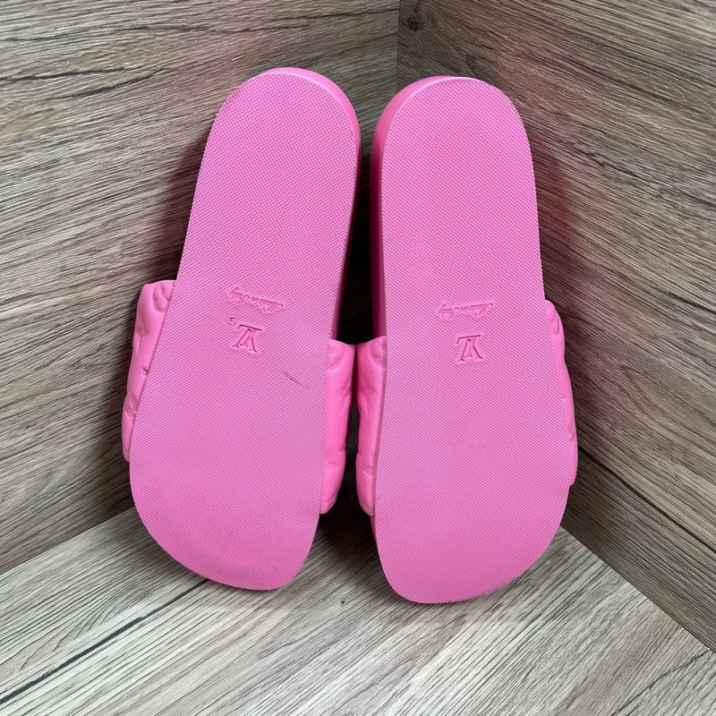 Louis Vuitton Louis Vuitton Jumbo Flatform Slides in Pink 0079 Size US 9 / IT 39 - 6 Thumbnail