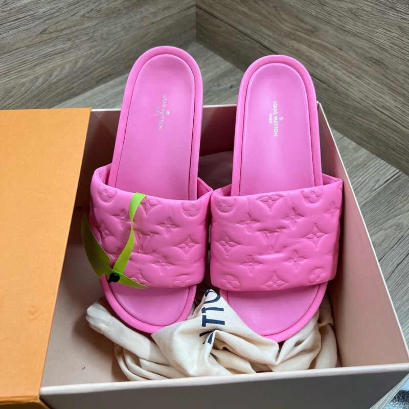 Louis Vuitton Louis Vuitton Jumbo Flatform Slides in Pink 0079 Size US 9 / IT 39 - 2 Thumbnail
