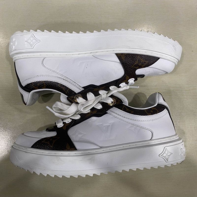Louis Vuitton Louis Vuitton Time Out Stylish Low-Top Sneakers 0079 Size US 6 / IT 36 - 7 Thumbnail