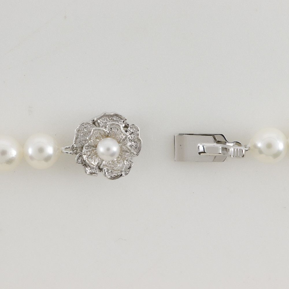 Other Other Pearl Silver Necklace Metal Necklace DUTY FREE for USA Size ONE SIZE - 5 Thumbnail