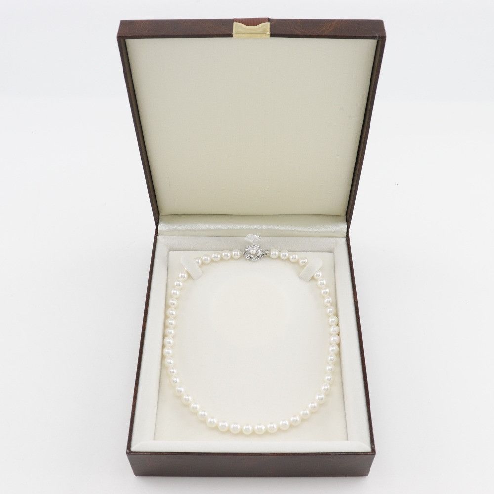 Other Other Pearl Silver Necklace Metal Necklace DUTY FREE for USA Size ONE SIZE - 7 Thumbnail