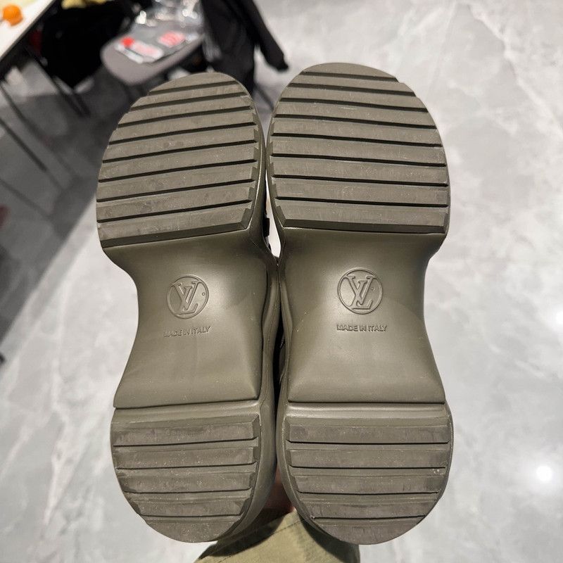 Louis Vuitton Louis Vuitton Archlight Low-Top Sneakers for Women 0079 Size US 5 / IT 35 - 4 Thumbnail