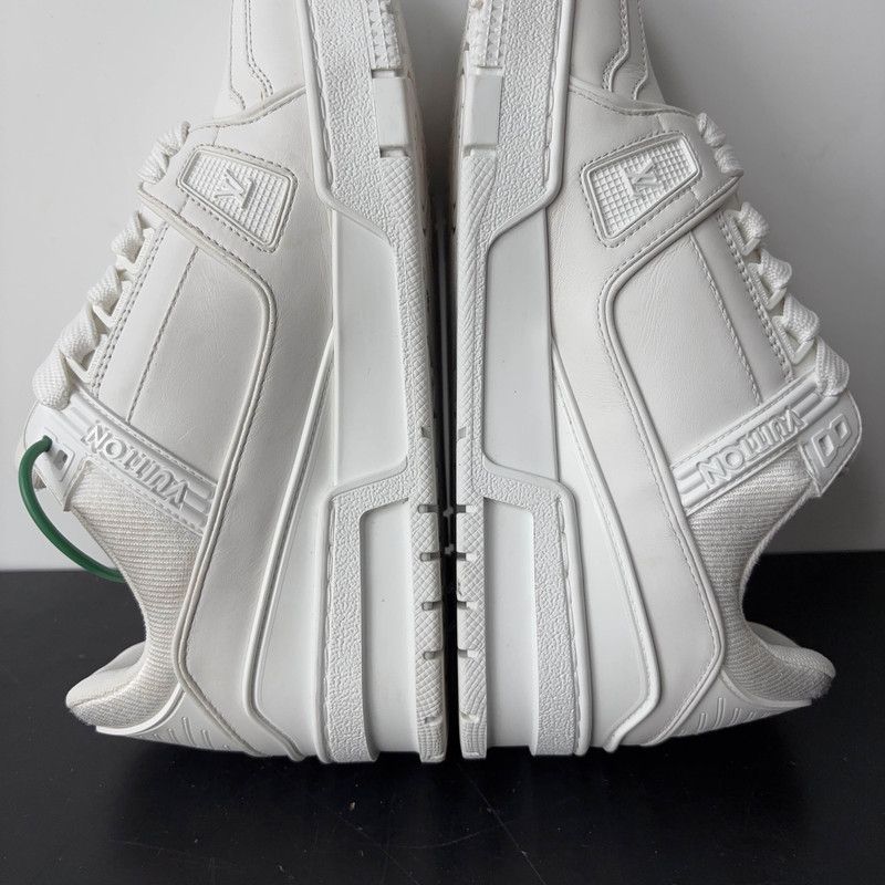 Louis Vuitton Louis Vuitton White Trainer Low-Top Sneakers 0079 Size US 6 / IT 36 - 7 Thumbnail