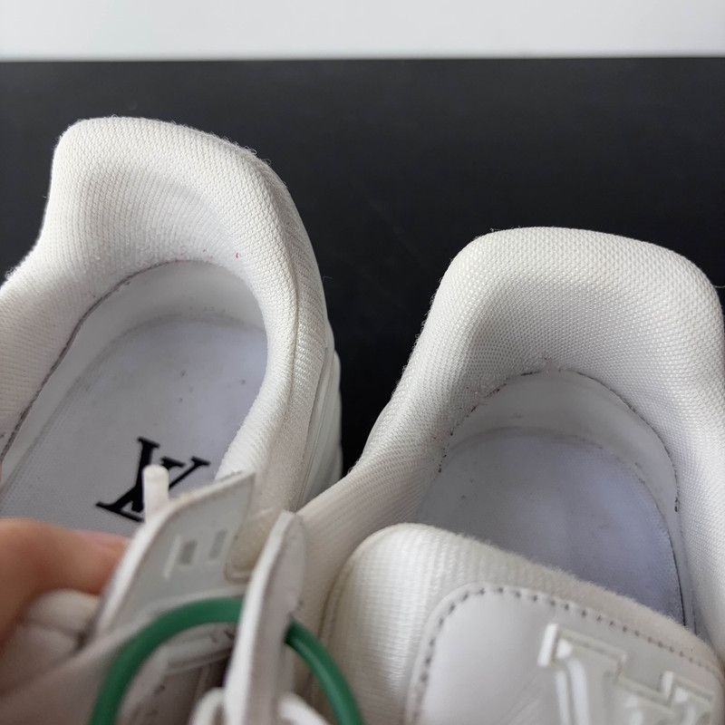 Louis Vuitton Louis Vuitton White Trainer Low-Top Sneakers 0079 Size US 6 / IT 36 - 6 Thumbnail