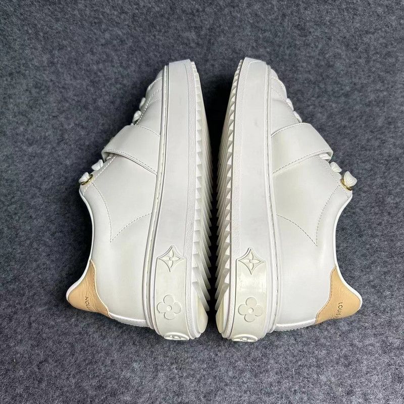 Louis Vuitton Louis Vuitton White Leather Low-Top Sneakers 0079 Size US 6 / IT 36 - 7 Thumbnail