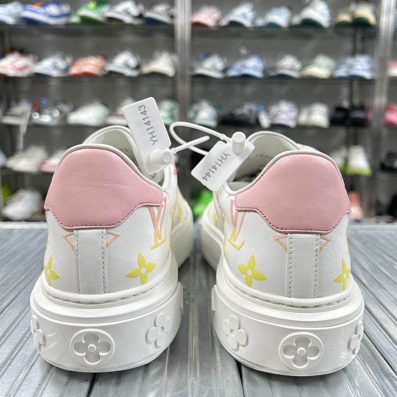 Louis Vuitton Louis Vuitton Time Out Casual Fashion Sneakers 0079 Size US 5 / IT 35 - 3 Thumbnail