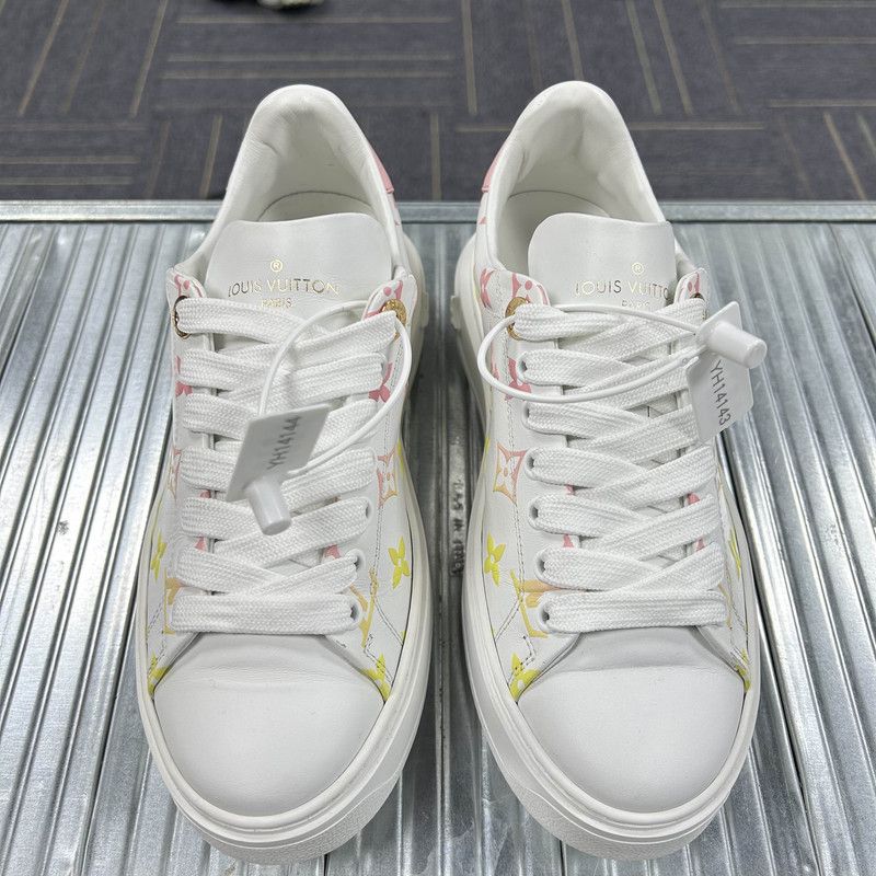 Louis Vuitton Louis Vuitton Time Out Casual Fashion Sneakers 0079 Size US 5 / IT 35 - 2 Thumbnail