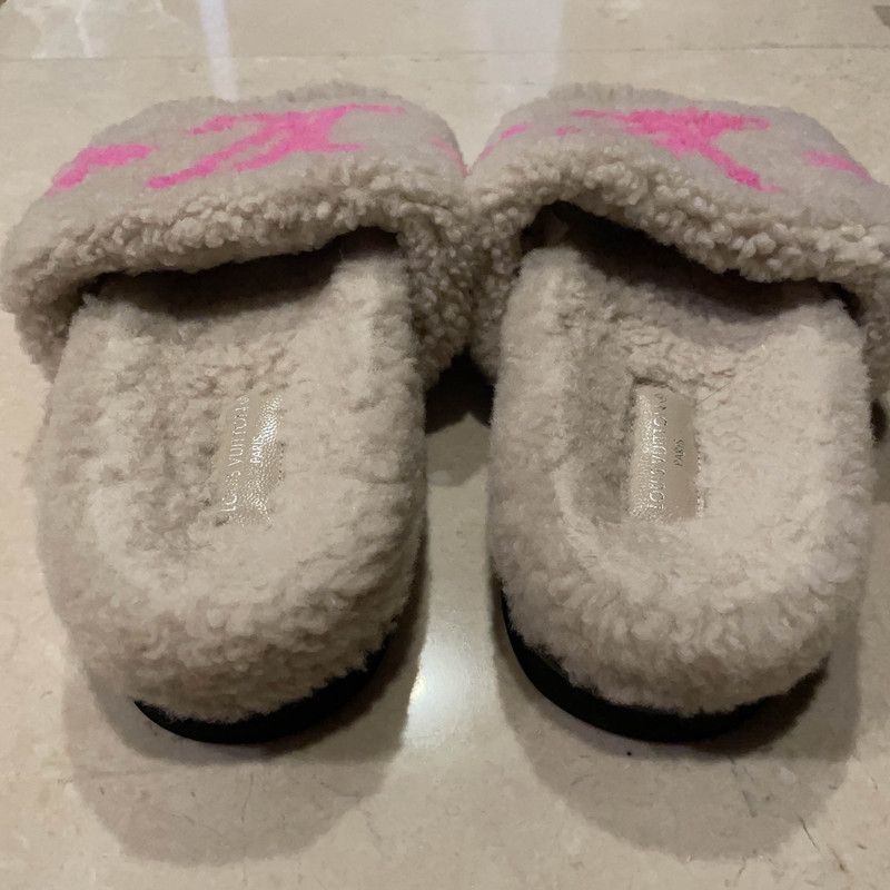 Louis Vuitton Louis Vuitton Paseo Flat Comfort Slippers for Women 0079 Size US 6 / IT 36 - 3 Thumbnail