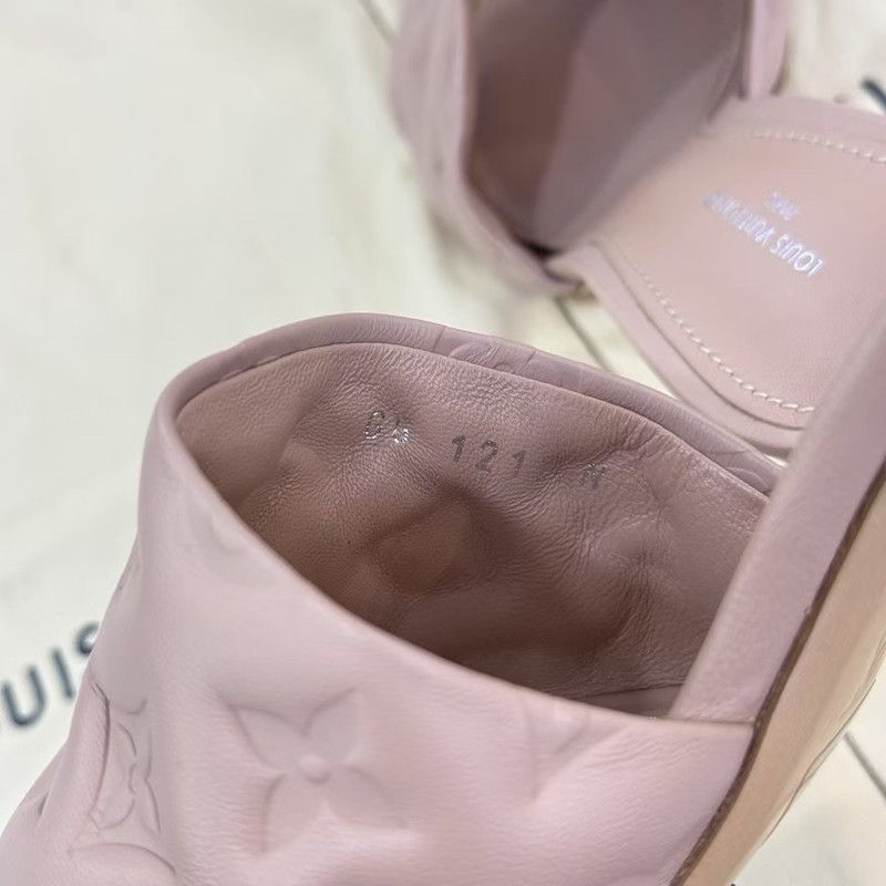 Louis Vuitton Louis Vuitton Revival Pink Slide Sandals for Women 0079 Size US 9 / IT 39 - 5 Thumbnail