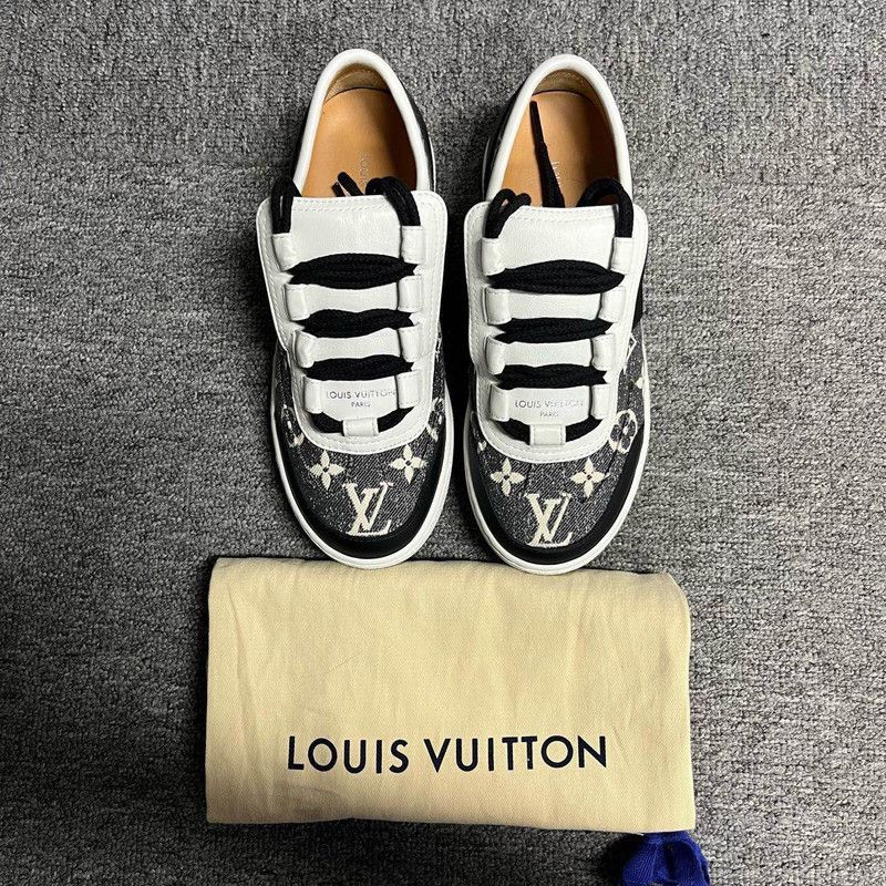Louis Vuitton Louis Vuitton Lous Casual Lace-Up Sneakers for Women 0079 Size US 5 / IT 35 - 2 Thumbnail
