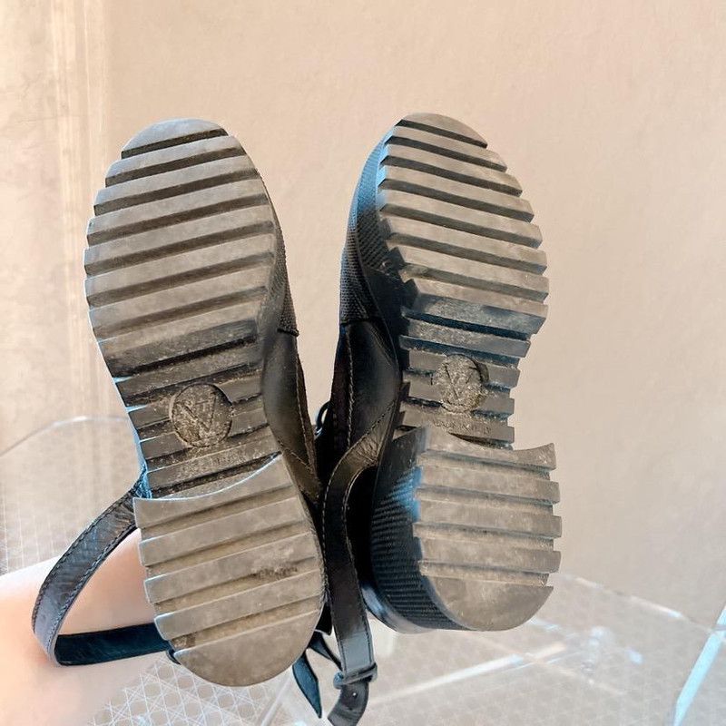 Louis Vuitton Louis Vuitton Black Platform Lace-Up Ankle Boots 0079 Size US 4 / IT 34 - 4 Thumbnail