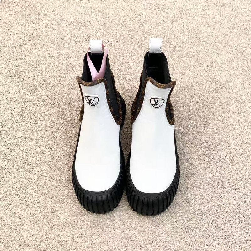 Louis Vuitton Louis Vuitton Ruby Chelsea Boots in White 0079 Size US 6 / IT 36 - 2 Thumbnail