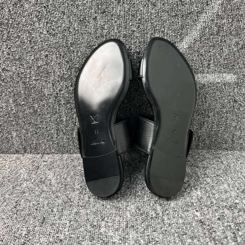 Louis Vuitton Louis Vuitton Comfortable Black Slide Sandals 0079 Size US 6 / IT 36 - 4 Thumbnail