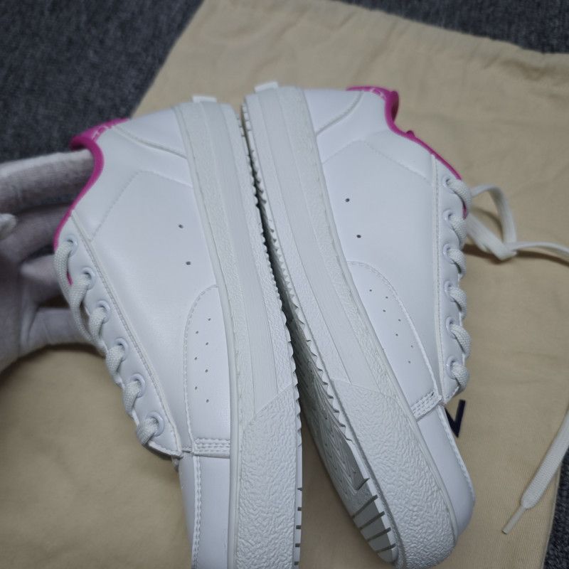 Louis Vuitton Louis Vuitton Charlie Low-Top Sneakers 0079 Size US 6 / IT 36 - 8 Thumbnail