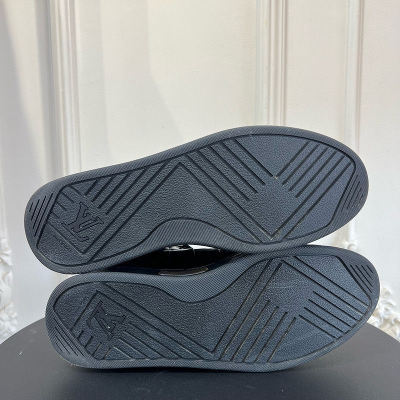 Louis Vuitton Louis Vuitton Stylish High-Top Casual Sneakers 0079 Size US 10 / IT 40 - 5 Thumbnail
