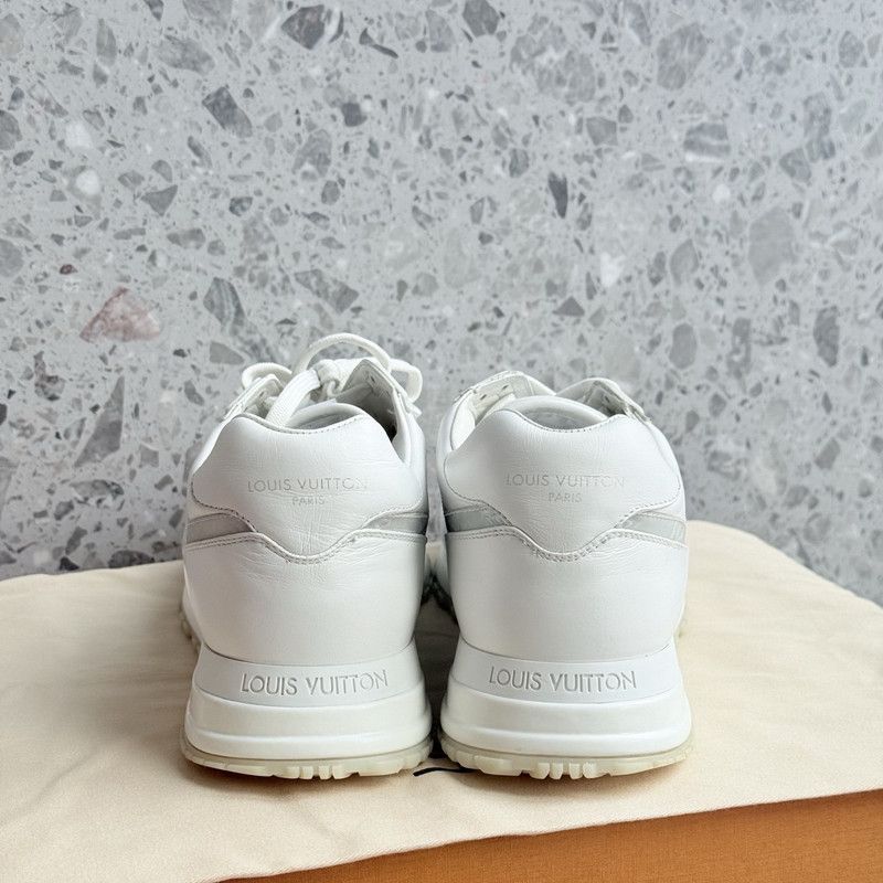 Louis Vuitton Louis Vuitton Run Away Logo Casual Sneakers 0079 Size US 9 / IT 39 - 3 Thumbnail