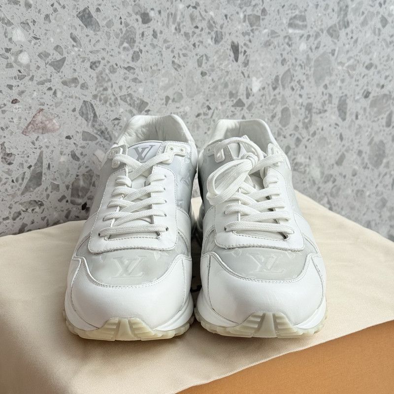 Louis Vuitton Louis Vuitton Run Away Logo Casual Sneakers 0079 Size US 9 / IT 39 - 2 Thumbnail