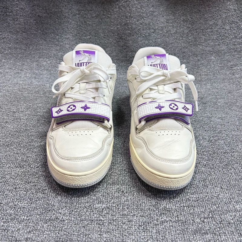 Louis Vuitton Louis Vuitton Trainer Fashion Sneakers in White and Purple 0079 Size US 9 / IT 39 - 4 Thumbnail