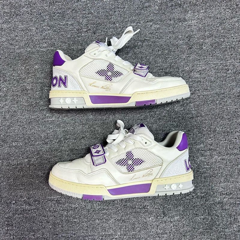 Louis Vuitton Louis Vuitton Trainer Fashion Sneakers in White and Purple 0079 Size US 9 / IT 39 - 2 Thumbnail