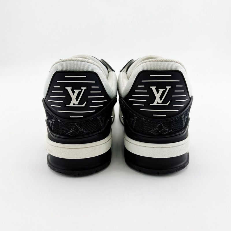 Louis Vuitton Louis Vuitton Low-Top Sneakers in Black and White 0079 Size US 9 / IT 39 - 3 Thumbnail
