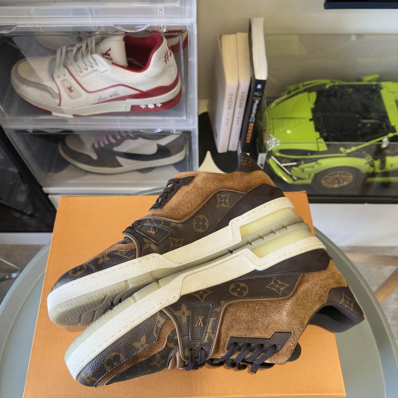 Louis Vuitton Louis Vuitton Stylish Casual Trainer Sneakers 0079 Size US 10 / IT 40 - 10 Thumbnail