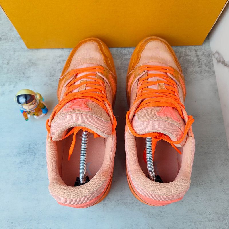 Louis Vuitton Virgil Abloh x Louis Vuitton Orange Trainers 0079 Size US 9 / IT 39 - 7 Thumbnail