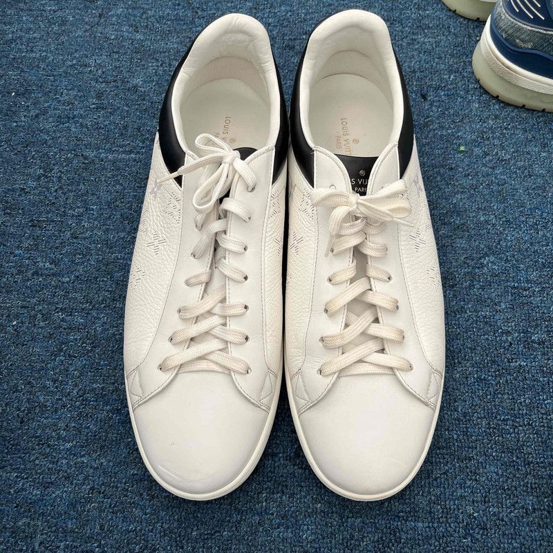 Louis Vuitton Louis Vuitton Luxembourg Black and White Sneakers 0079 Size US 11 / IT 41 - 2 Thumbnail