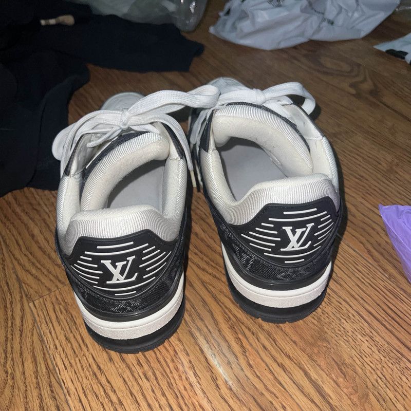 Louis Vuitton Louis Vuitton Men's Black and White Sneakers 0079 Size US 10 / IT 40 - 3 Thumbnail