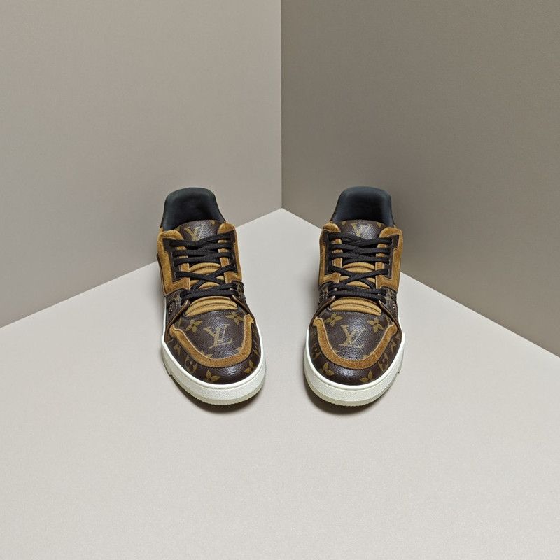 Louis Vuitton Louis Vuitton Trendy Low Top Sneakers in Brown 0079 Size US 9 / IT 39 - 2 Thumbnail