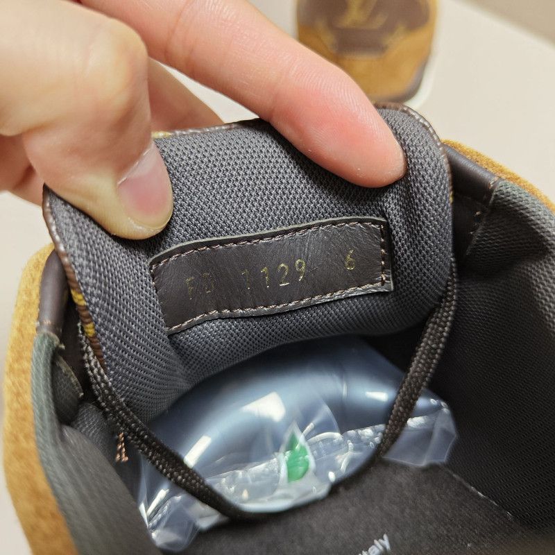 Louis Vuitton Louis Vuitton Trendy Low Top Sneakers in Brown 0079 Size US 9 / IT 39 - 5 Thumbnail