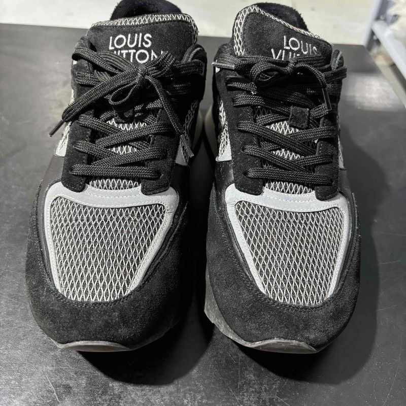 Louis Vuitton Louis Vuitton Run Away Low-Top Running Shoes 0079 Size US 10 / IT 40 - 2 Thumbnail