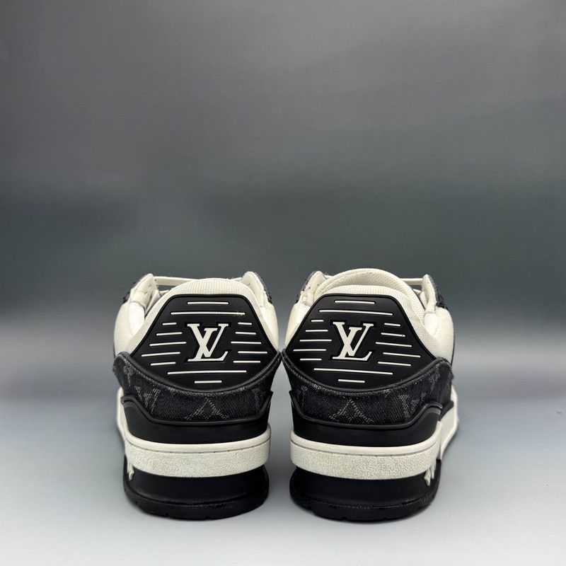 Louis Vuitton Louis Vuitton Panda Print Low Top Sneakers 0079 Size US 10 / IT 40 - 3 Thumbnail