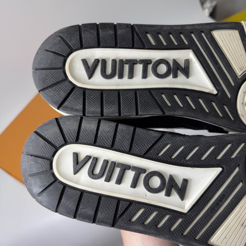 Louis Vuitton Louis Vuitton Panda Print Low-Top Sneakers 0079 Size US 10 / IT 40 - 7 Thumbnail