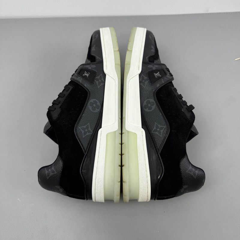 Louis Vuitton Louis Vuitton Black Low-Top Trainer Sneakers 0079 Size US 10 / IT 40 - 6 Thumbnail