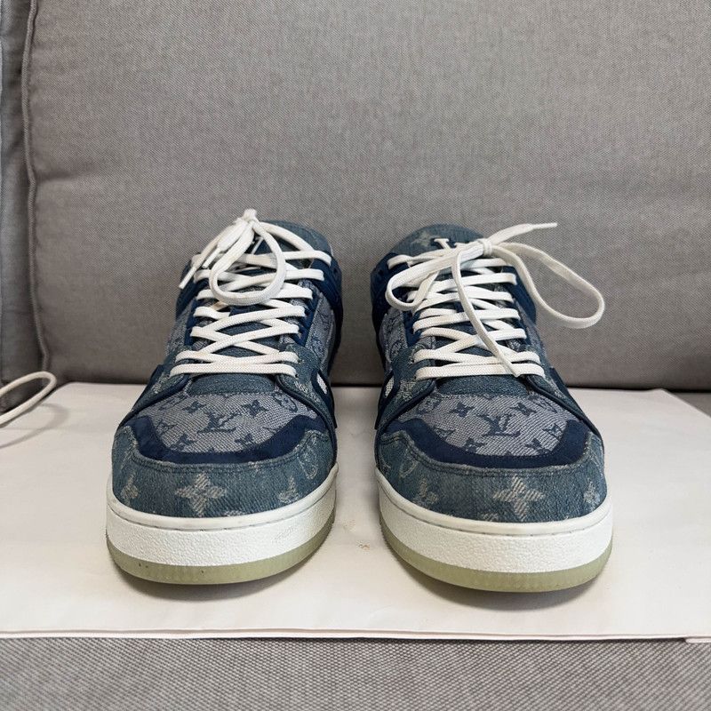 Louis Vuitton Louis Vuitton Blue Denim Fashion Low-Top Sneakers 0079 Size US 11 / IT 41 - 2 Thumbnail