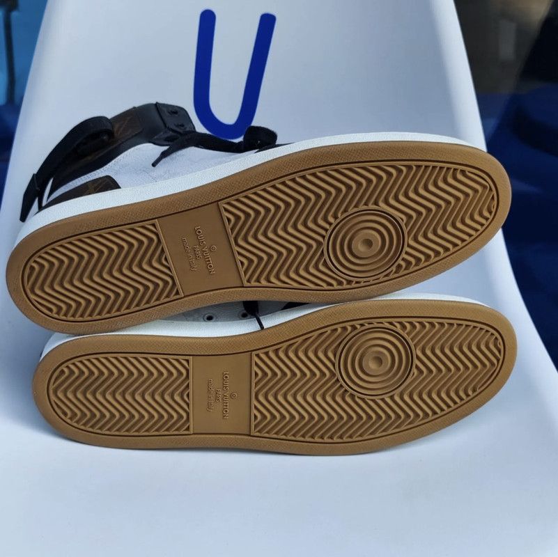 Louis Vuitton Louis Vuitton Rivoli Sneakers in Black and White 0079 Size US 12 / IT 42 - 4 Thumbnail