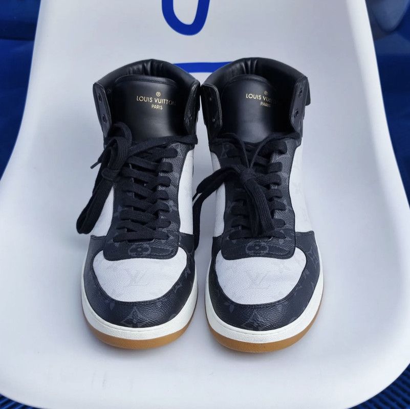 Louis Vuitton Louis Vuitton Rivoli Sneakers in Black and White 0079 Size US 12 / IT 42 - 2 Thumbnail