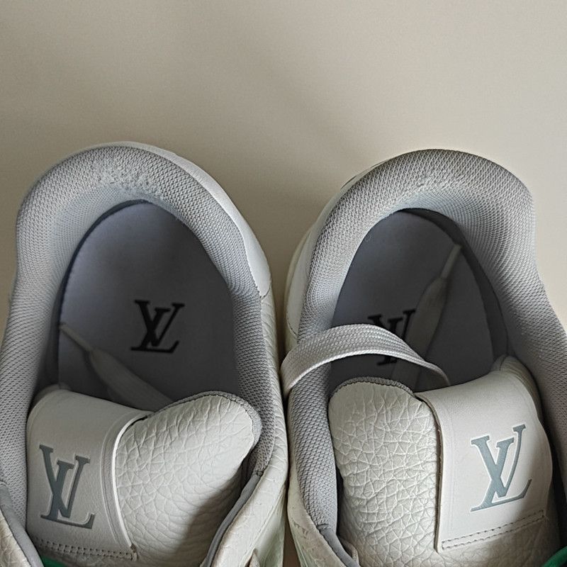 Louis Vuitton Louis Vuitton Trainer Low-top Sneakers in White 0079 Size US 12 / IT 42 - 8 Thumbnail