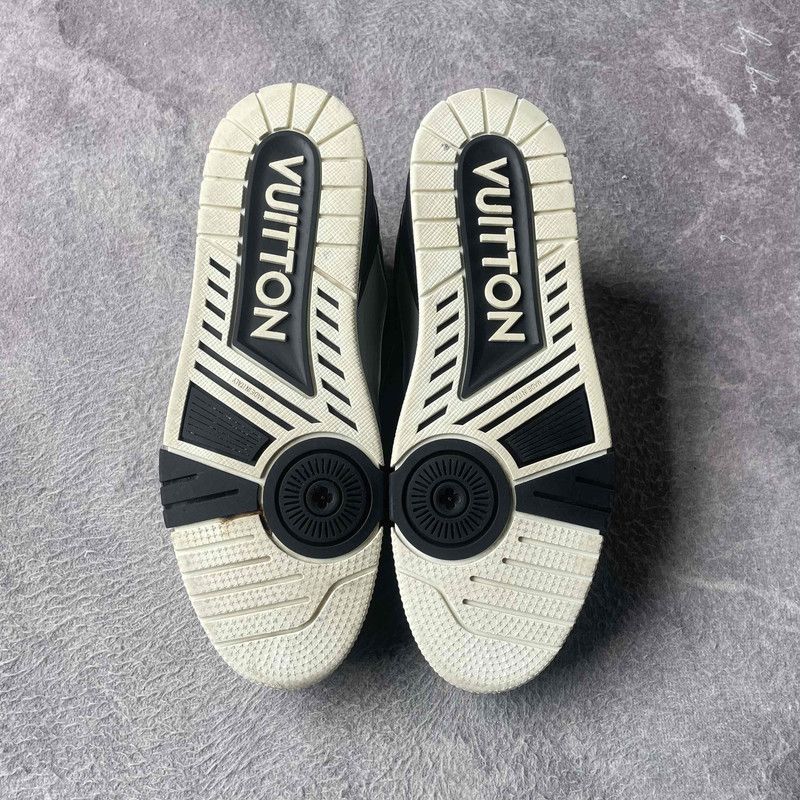Louis Vuitton Louis Vuitton Trainer Black Leather Low Sneakers 0079 Size US 11 / IT 41 - 4 Thumbnail