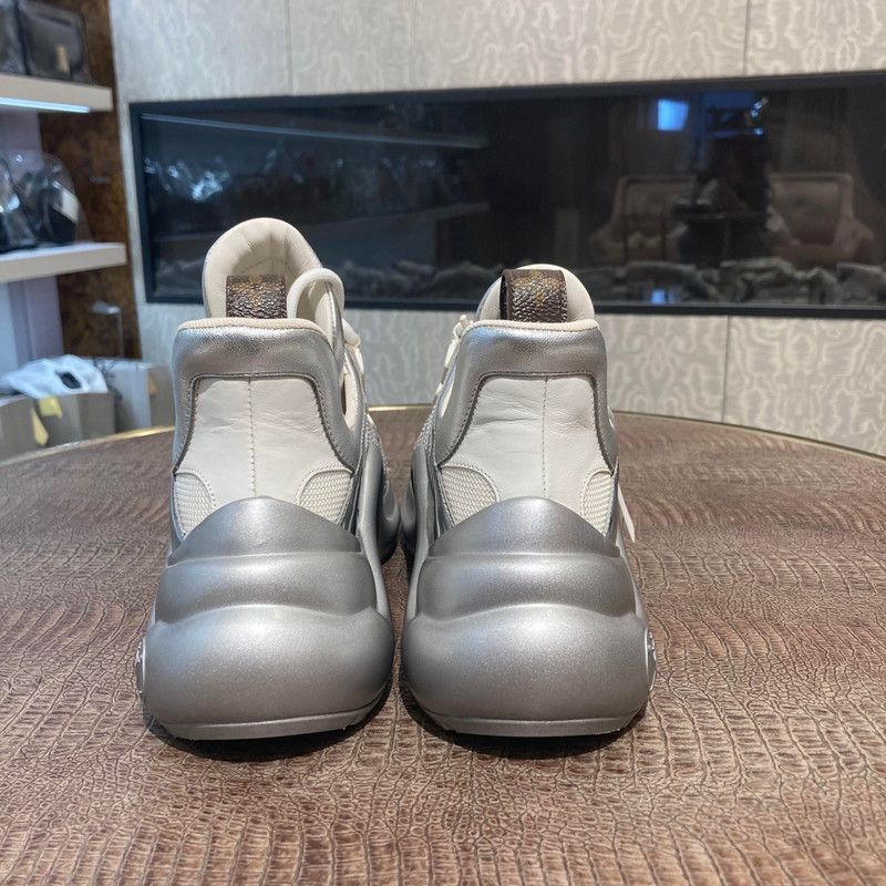 Louis Vuitton Louis Vuitton Casual Silver Sneakers 0079 Size US 6 / IT 36 - 3 Thumbnail