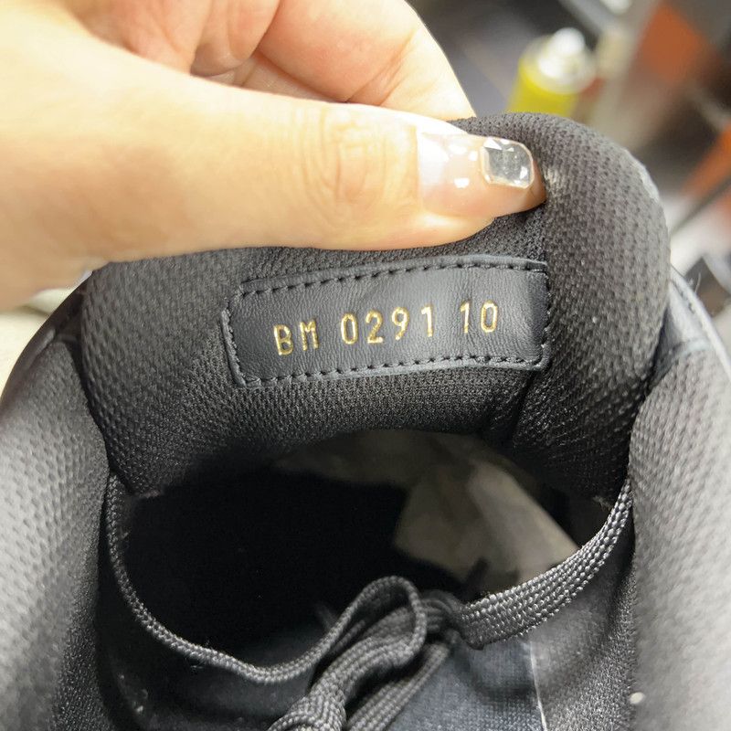 Louis Vuitton Nigo x Louis Vuitton Black Low Top Trainers 0079 Size US 11 / IT 41 - 5 Thumbnail